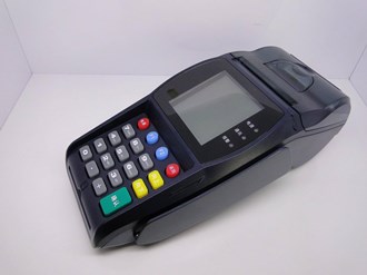Pos机注册绑什么卡？