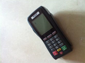 一台POS机可以刷几张信用卡